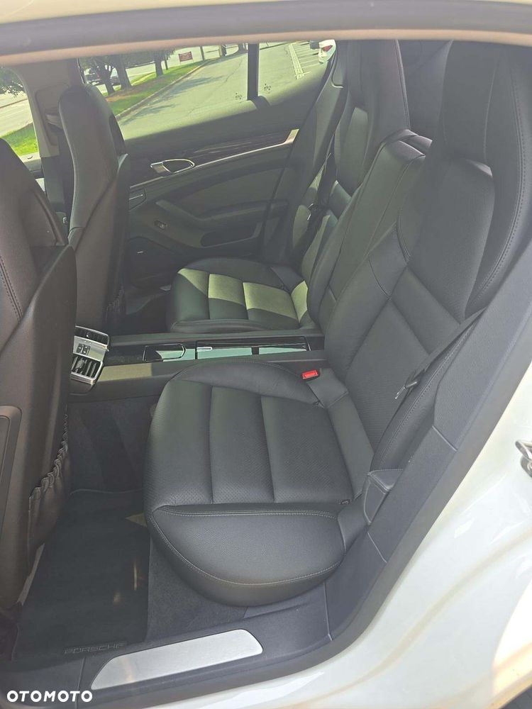 Porsche Panamera S PDK - 10