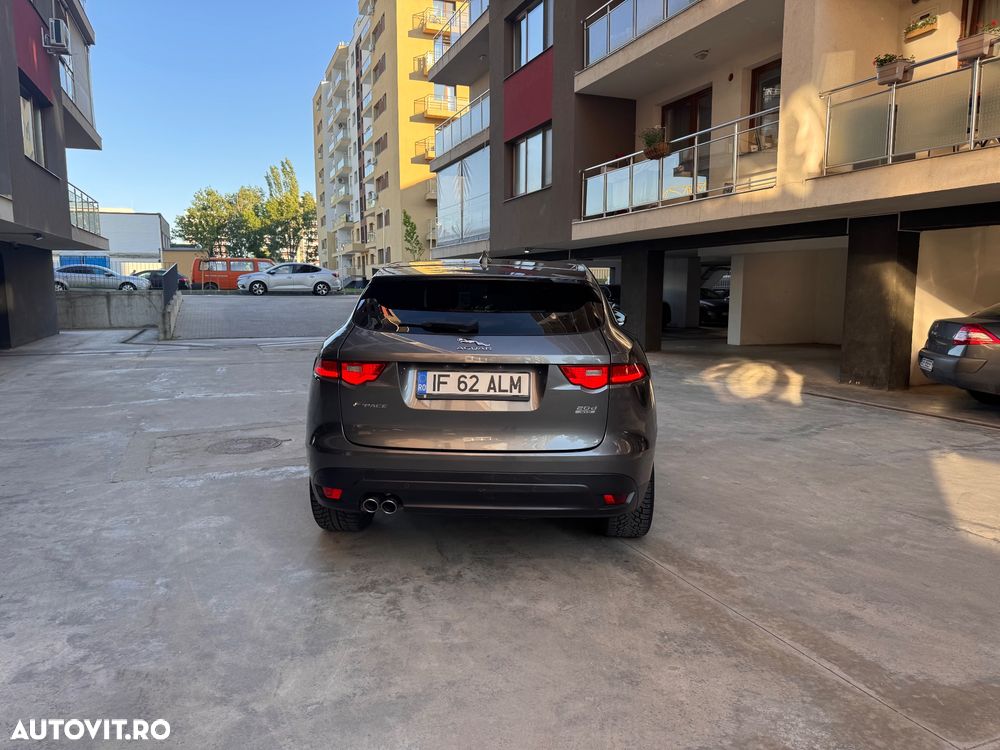Jaguar F-Pace 20d AWD Prestige - 13