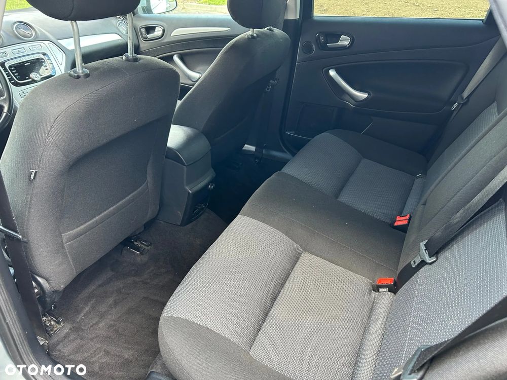 Ford Mondeo 2.0 TDCi Gold X Plus - 9