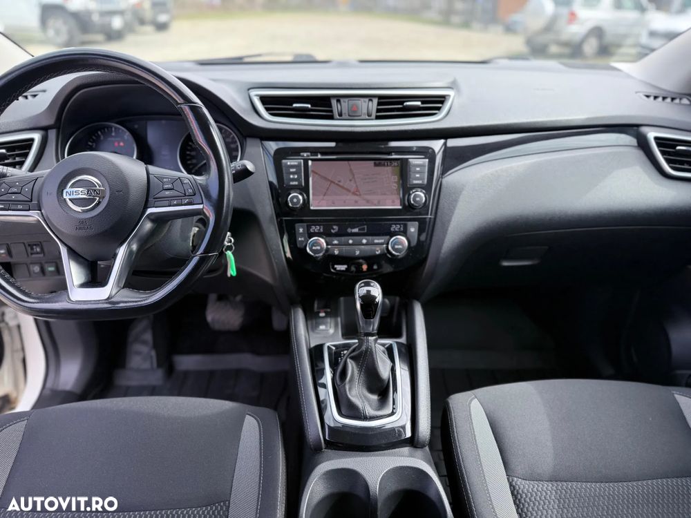 Nissan Qashqai 1.3 l MHEV X-Tronic Acenta - 24