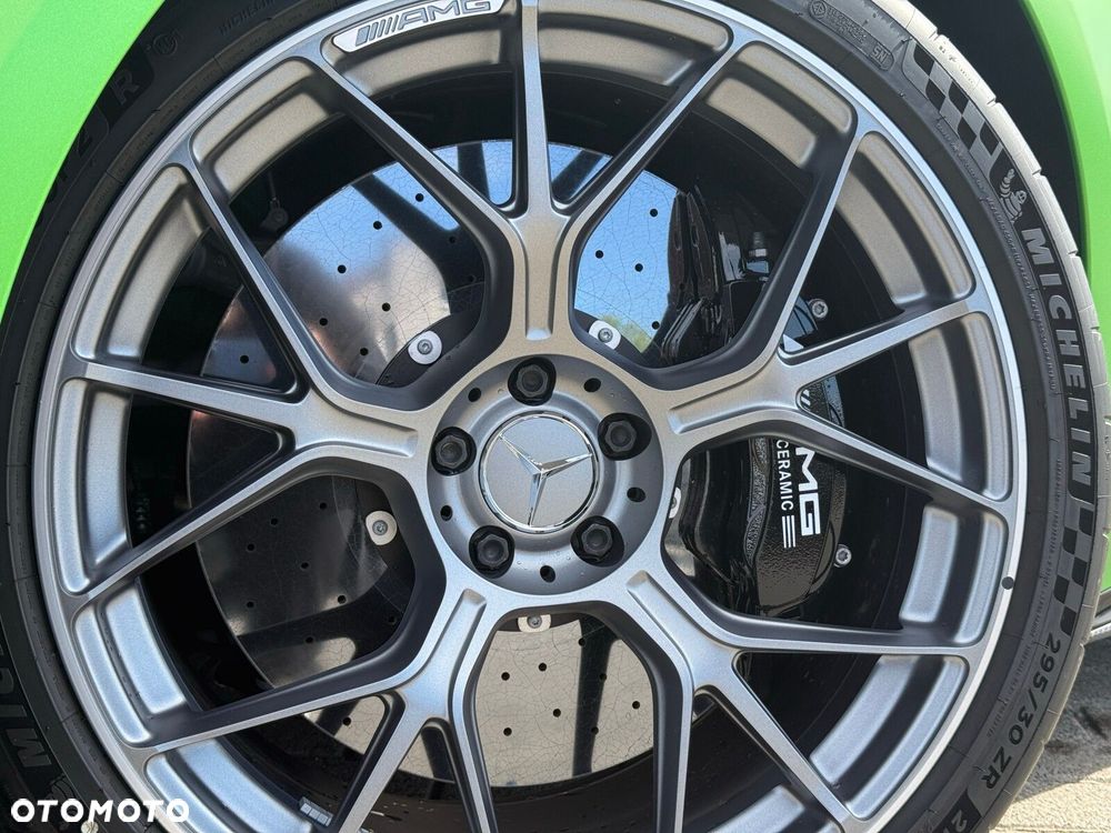 Mercedes-Benz AMG GT - 8