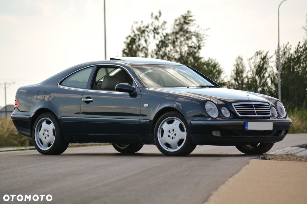 Mercedes-Benz CLK - 18