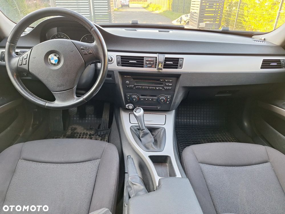 BMW Seria 3 320d - 7