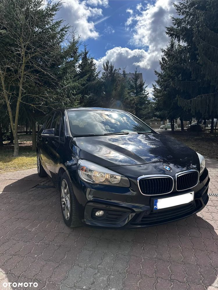 BMW Seria 2 218d - 3