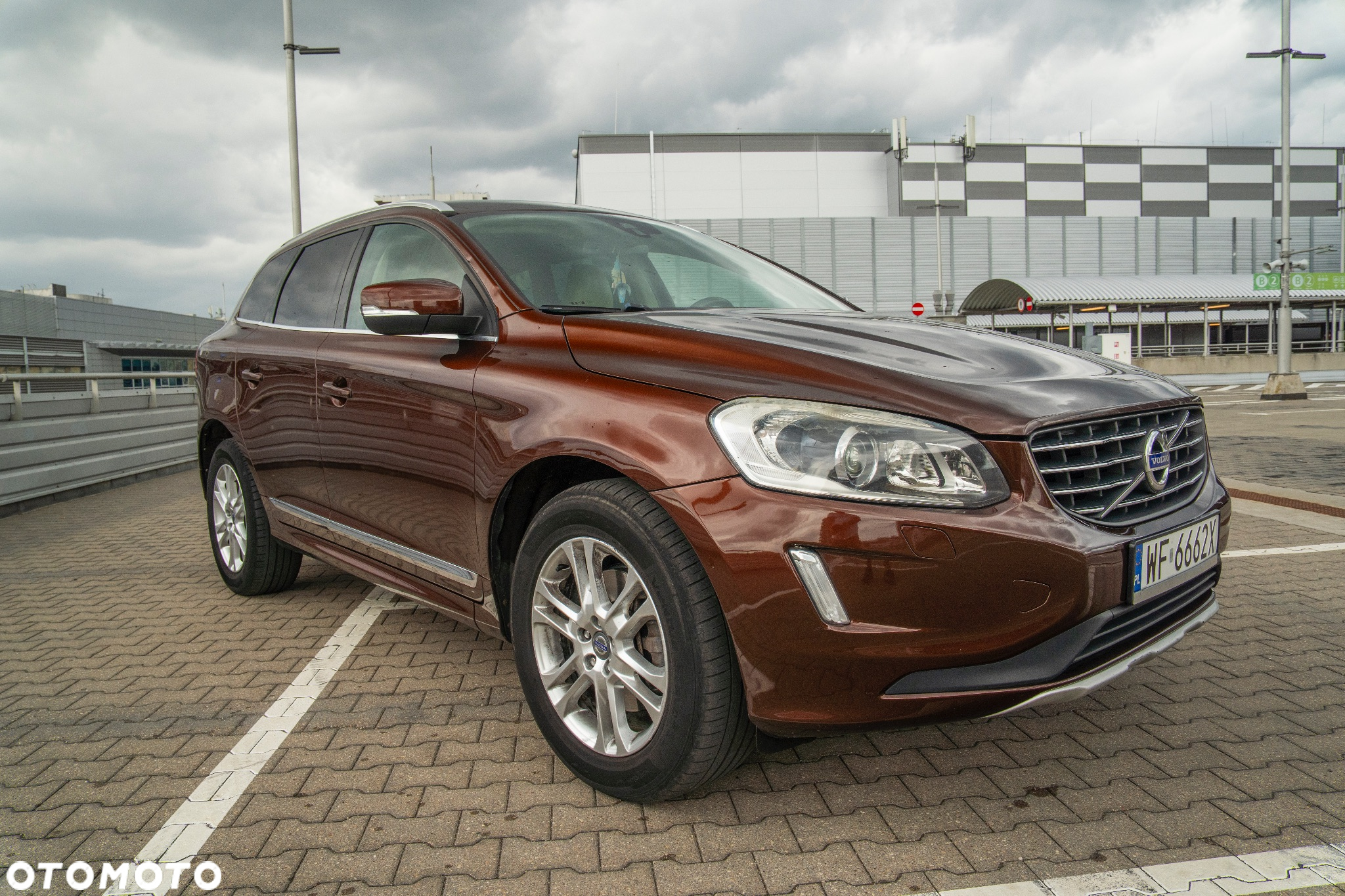 Volvo XC 60 D5 AWD Kinetic - 3