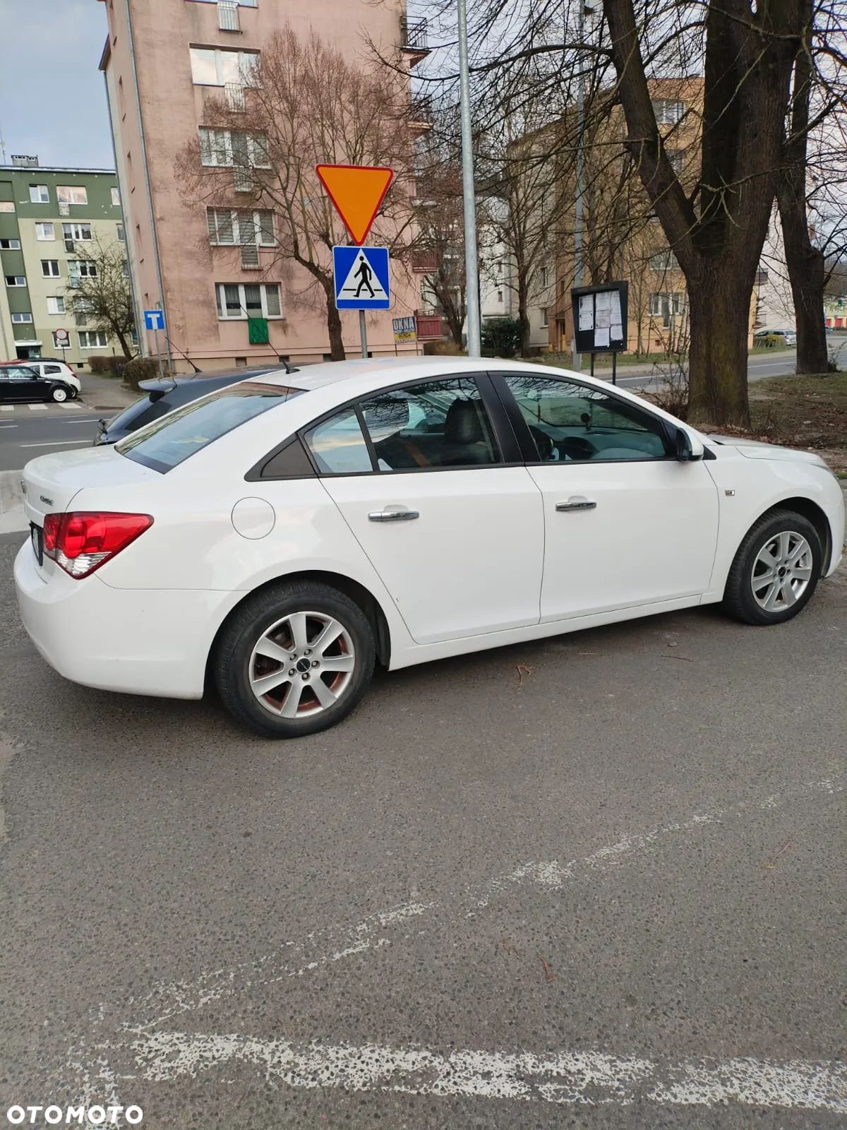 Chevrolet Cruze 1.6 - 1