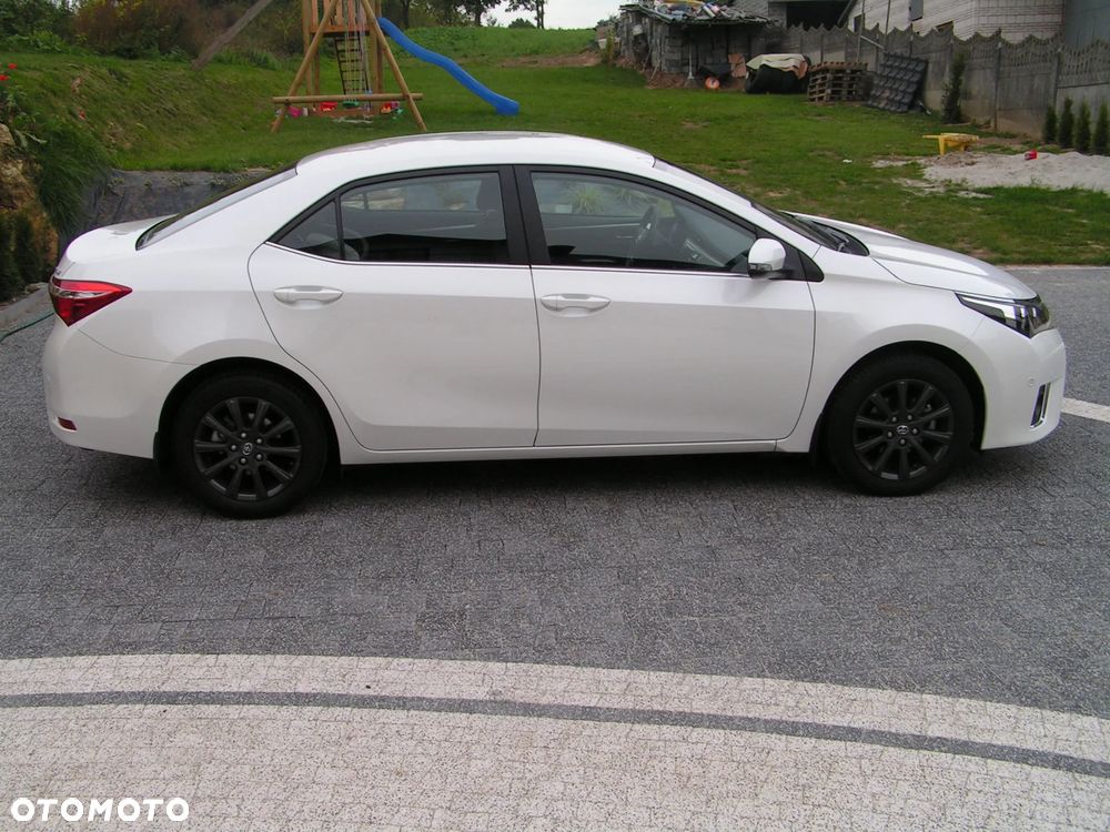 Toyota Corolla 1.6 Premium EU6 - 6