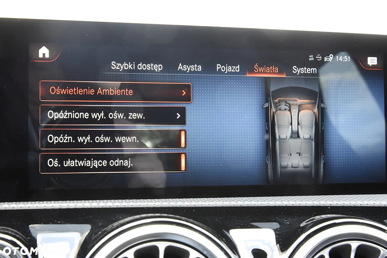Mercedes-Benz CLA 200 AMG Line 7G-DCT - 23