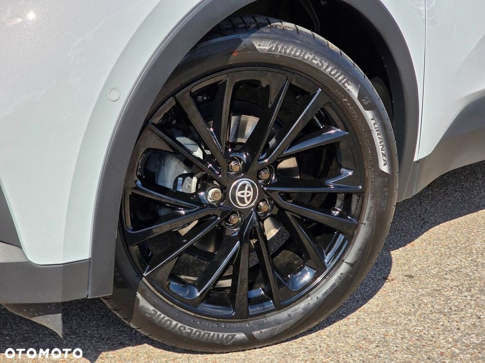 Toyota C-HR - 12