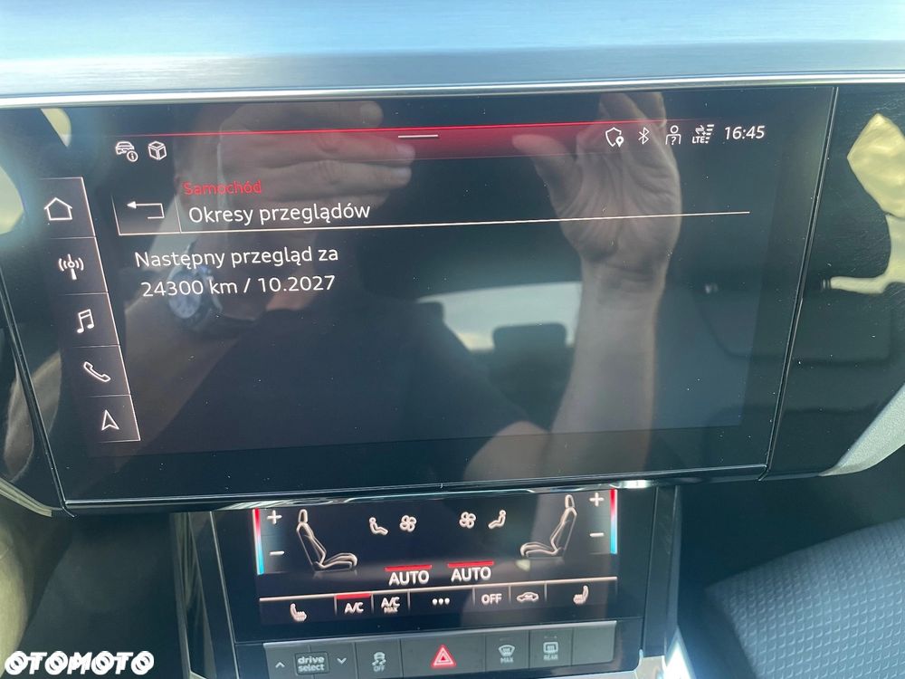Audi Q8 Sportback e-tron - 29