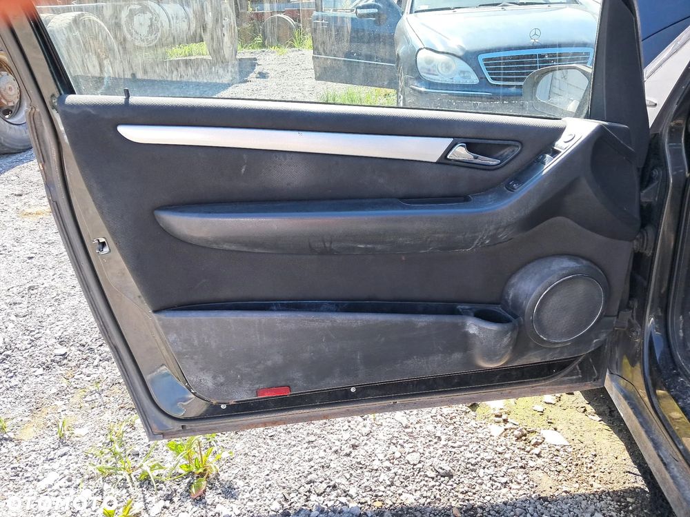 MERCEDES A KLASA II W169 2004 2.0 CDI  640942  KOD LAK: 160 - 9