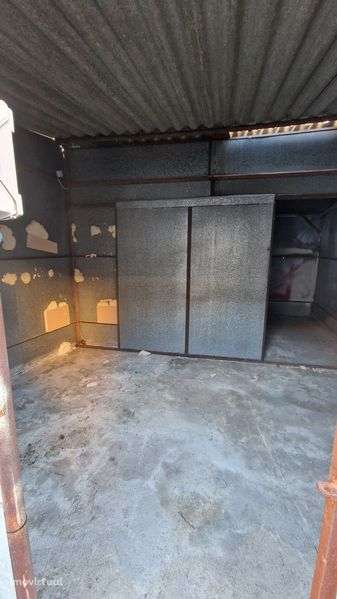 Espaço Multiusos / Oficina / Armazém / Outros 250m² logradouro privado - Grande imagem: 4/6