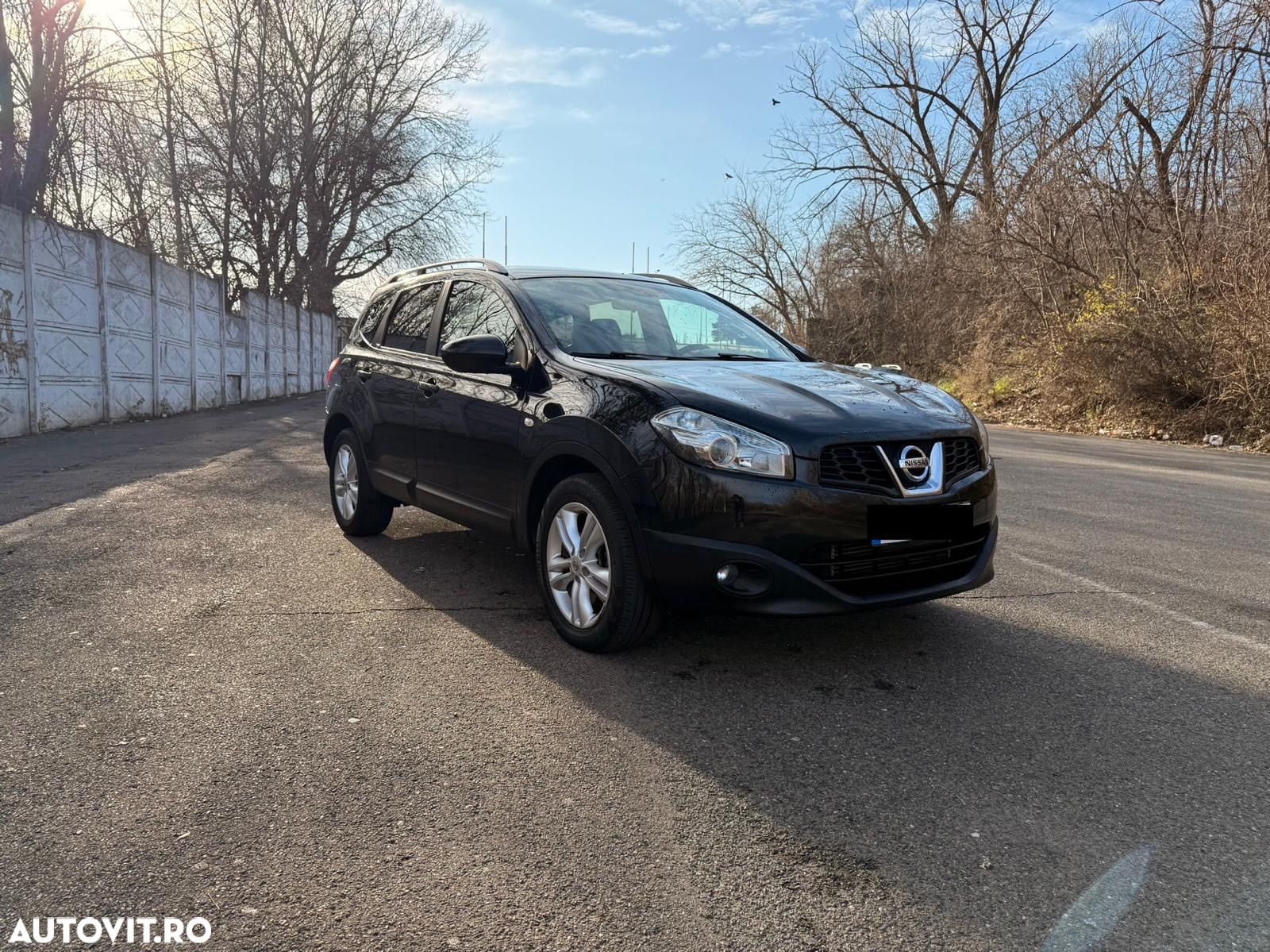 Nissan Qashqai+2 - 1