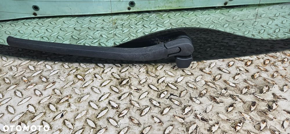 BMW 5 E61 LCI LIFT Kombi klapa bagażnika kolor Platinbronze Metallic A53   lampa tył w klapę lewa - 4