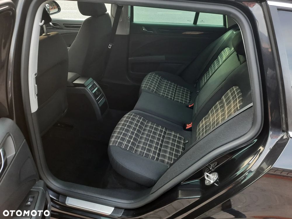 Skoda Superb 2.0 TDI DSG Exclusive - 19