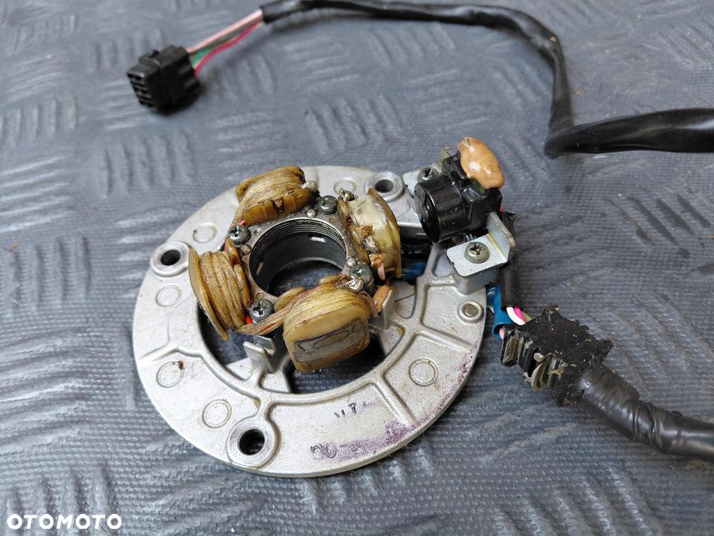 YAMAHA YZ-F YZF UZWOJENIE ALTERNATORA STATOR YZF 250 '2001-'2009, 400/426/450 '1998-'2005 - 3