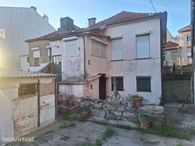 Moradia no Centro da Senhora da Hora, Matosinhos - Grande imagem: 3/4