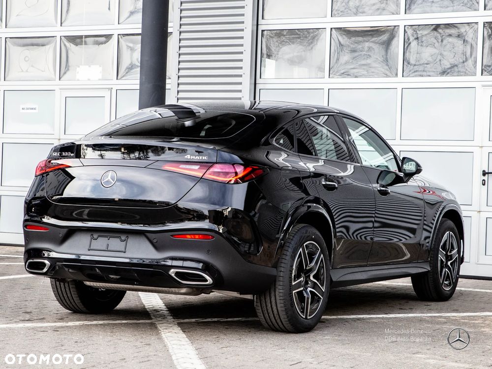 Mercedes-Benz GLC 300 e PHEV 4-Matic AMG Line - 5