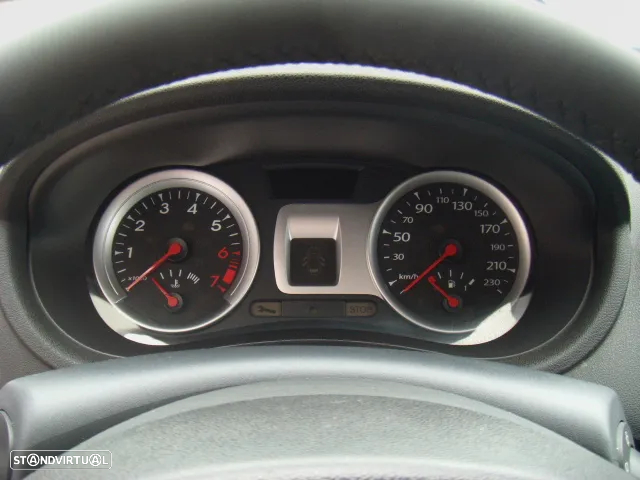Renault Clio 1.2 16V Dynamique Luxe - 11