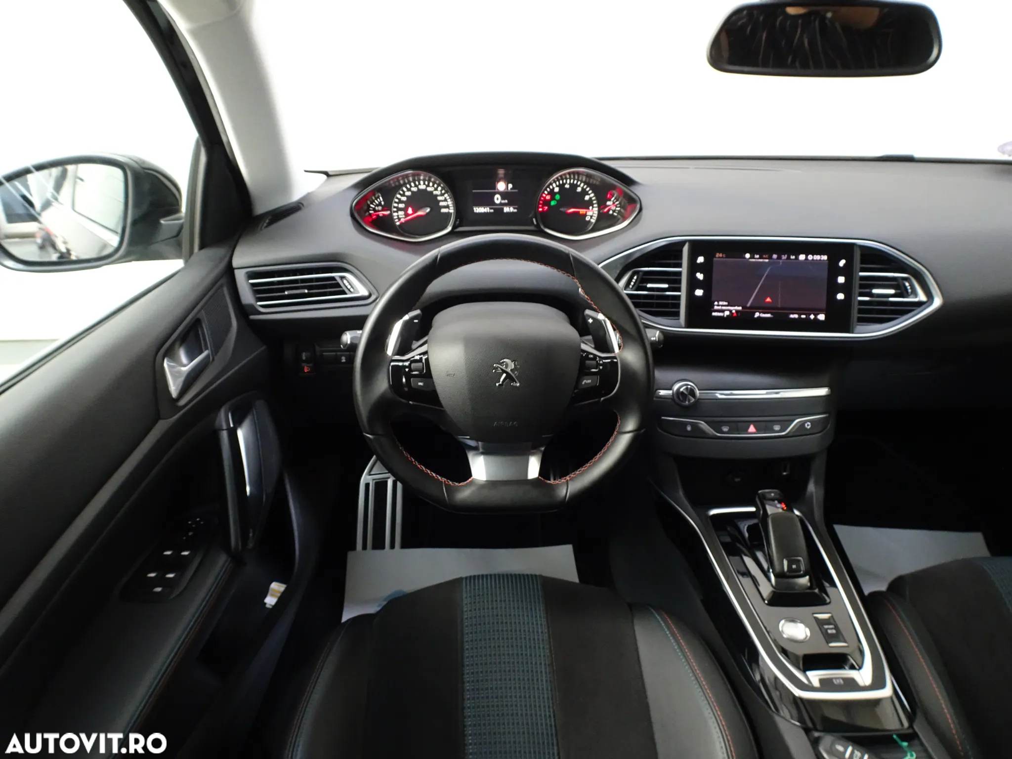 Peugeot 308 PureTech 130 GPF EAT8 Stop & Start Tech Edition - 16