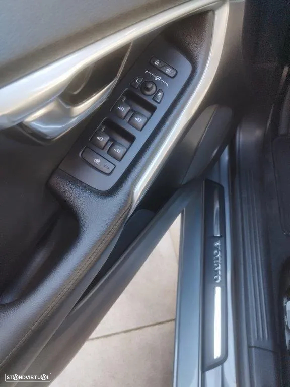Volvo V40 1.6 D2 Summum Eco - 10