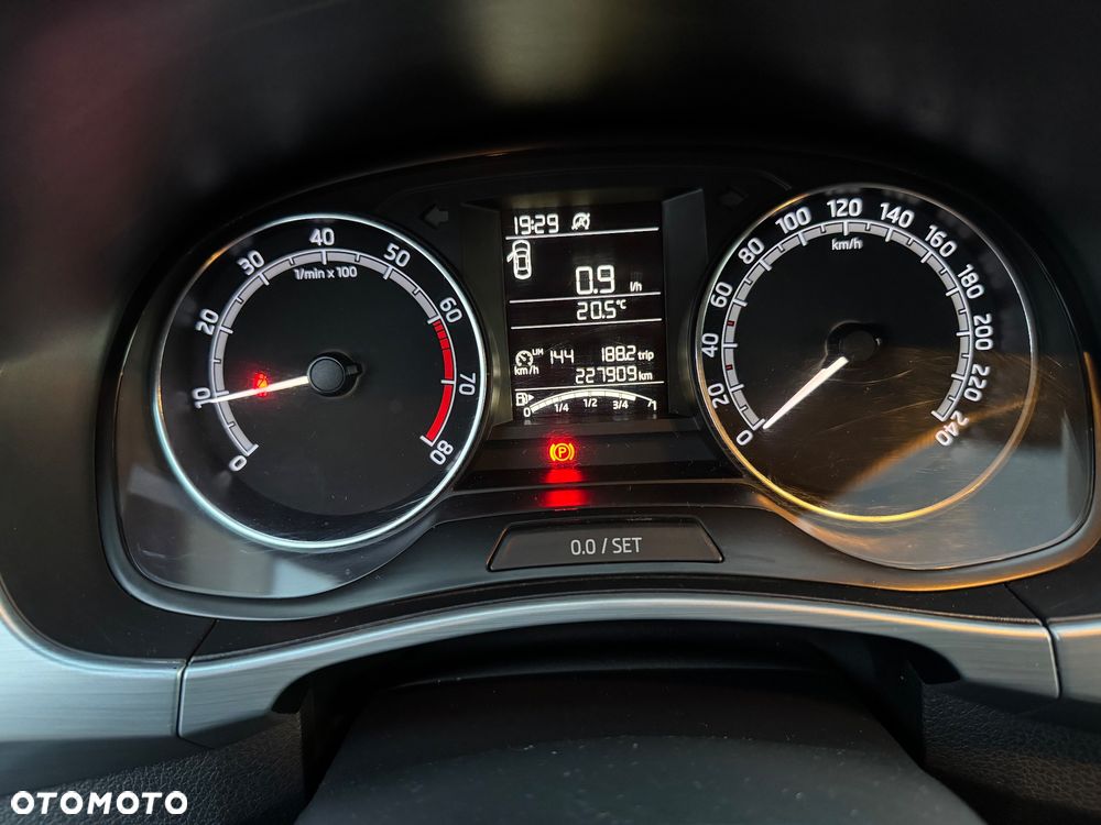 Skoda Fabia 1.0 TSI Ambition - 6