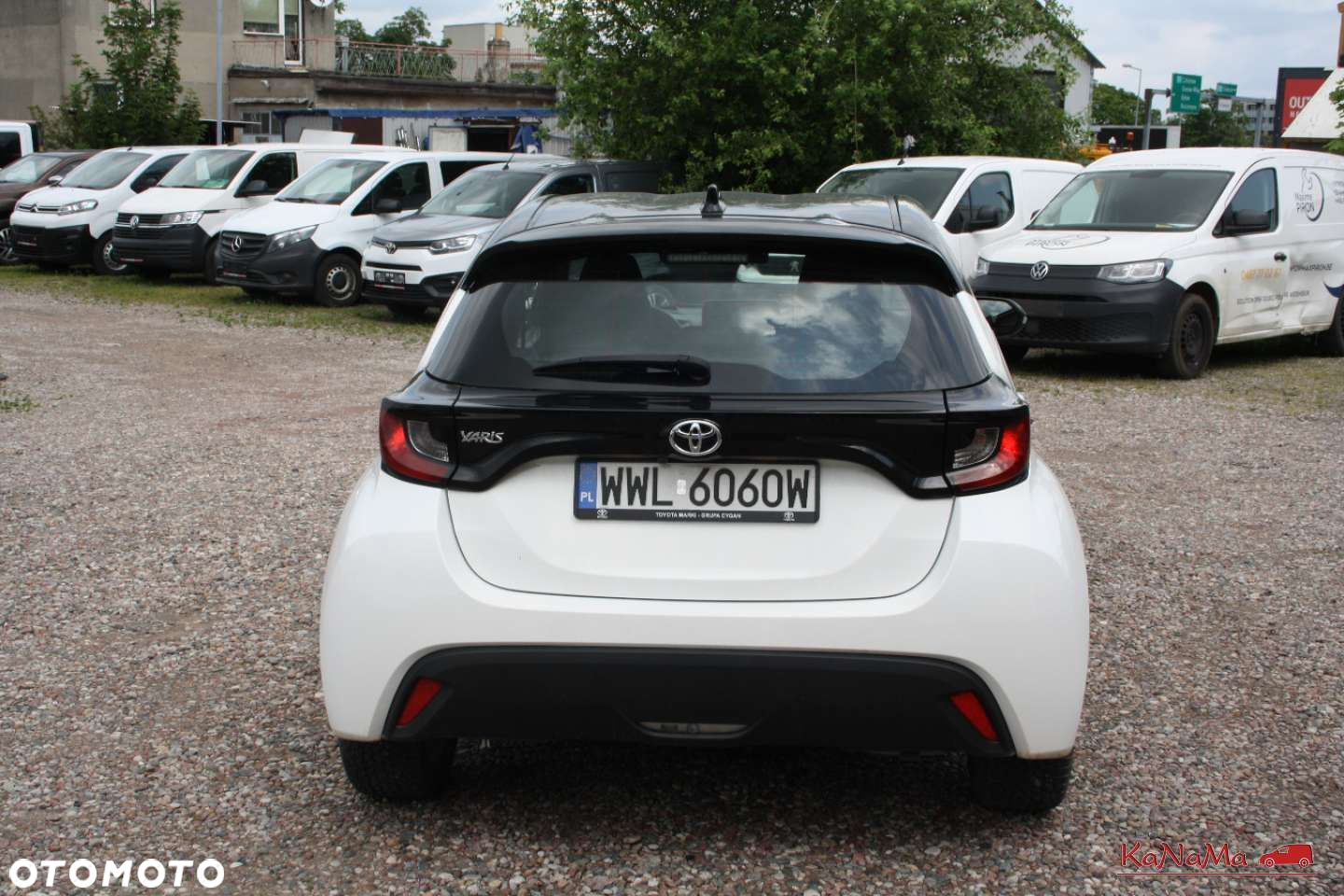Toyota Yaris - 11