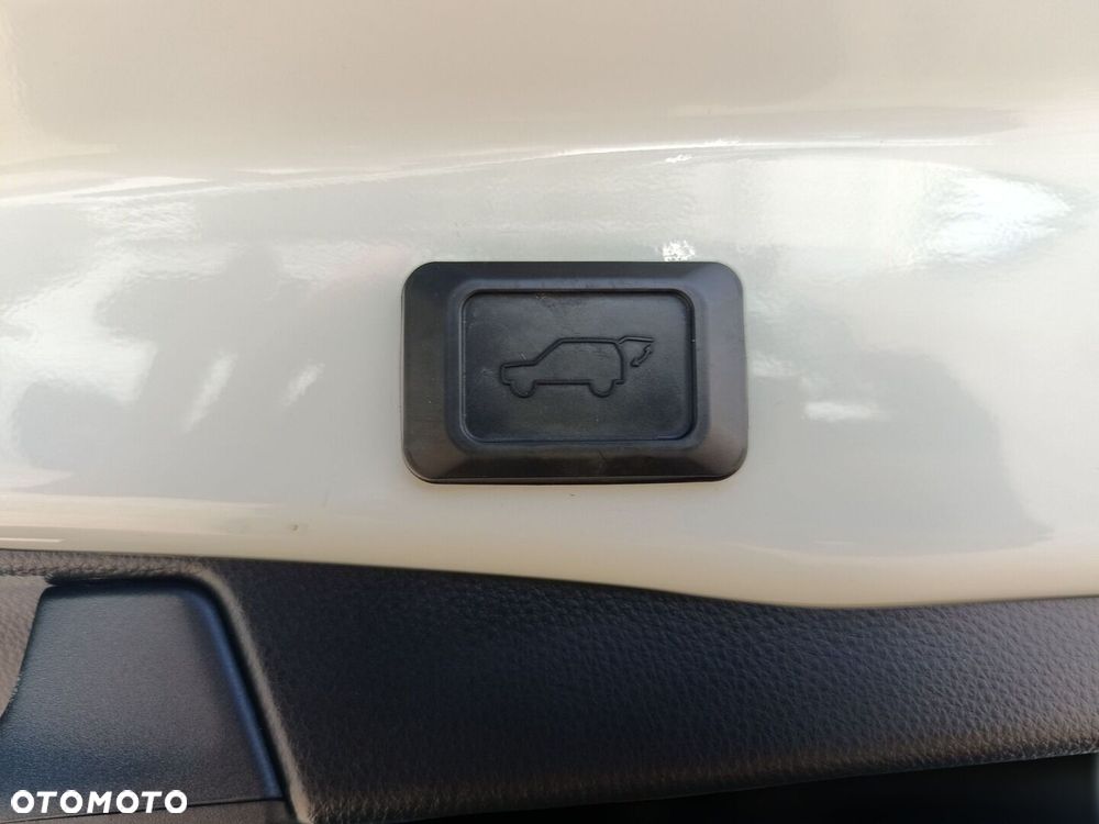 Toyota RAV4 2.5 Hybrid Executive 4x4 - 34