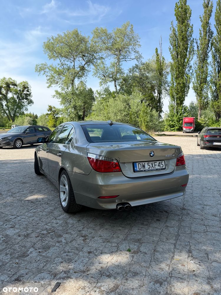 BMW Seria 5 - 11