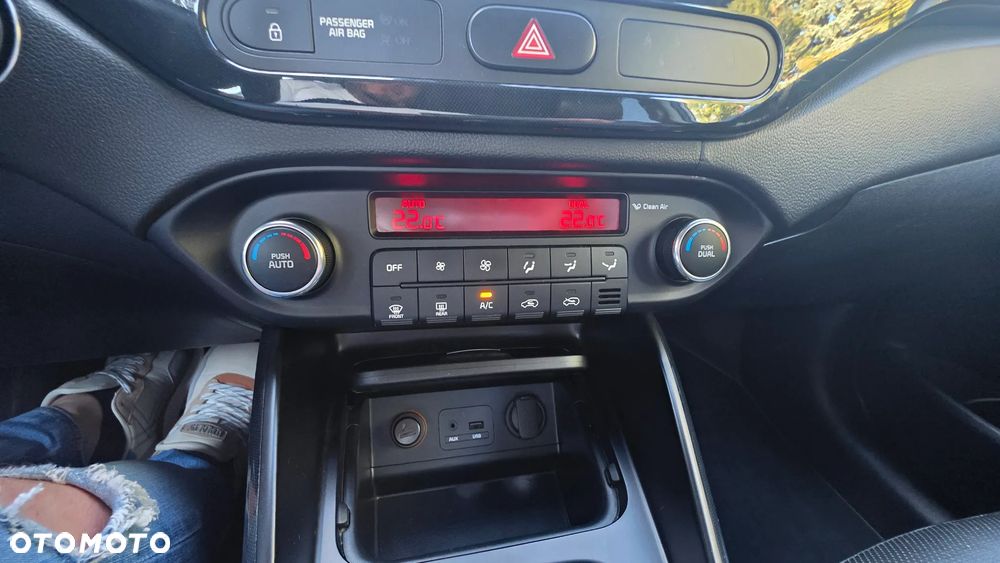 Kia Carens 1.7 CRDi Spirit - 22