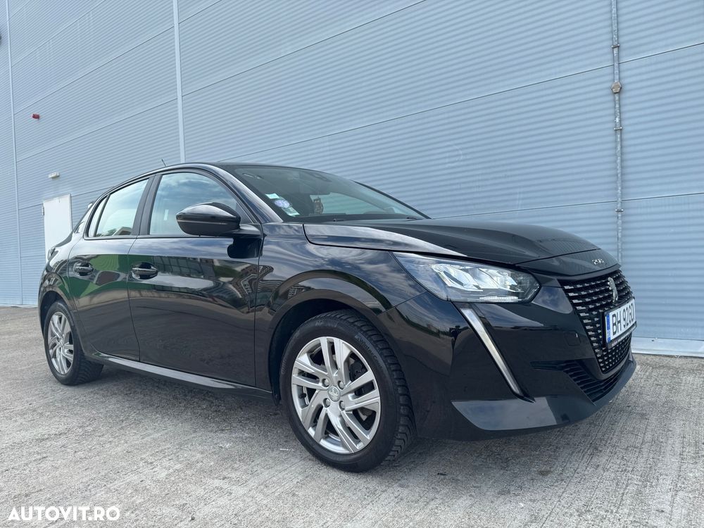 Peugeot 208 - 16
