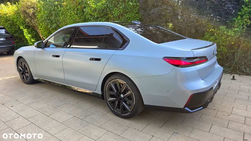 BMW Seria 7 740d xDrive mHEV Individual Edition sport - 19