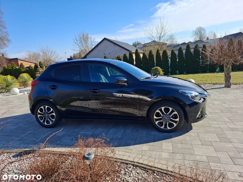 Mazda 2 - 15