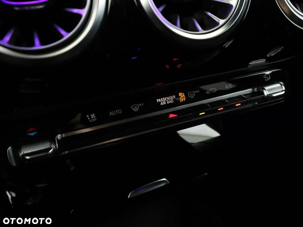 Mercedes-Benz CLA 180 mHEV AMG Line 7G-DCT - 30
