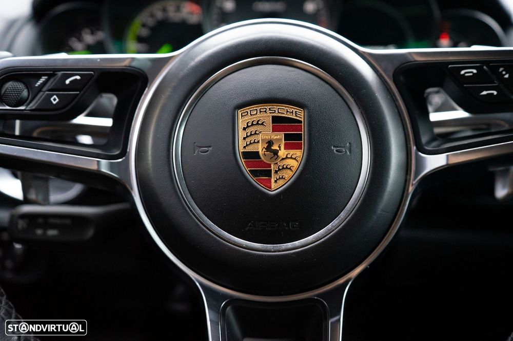 Porsche Cayenne S E-Hybrid Platinum Edition - 41