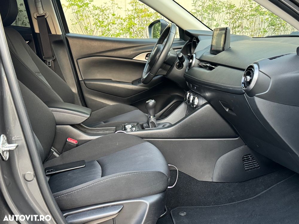 Mazda CX-3 G121 4x2 Attraction - 8