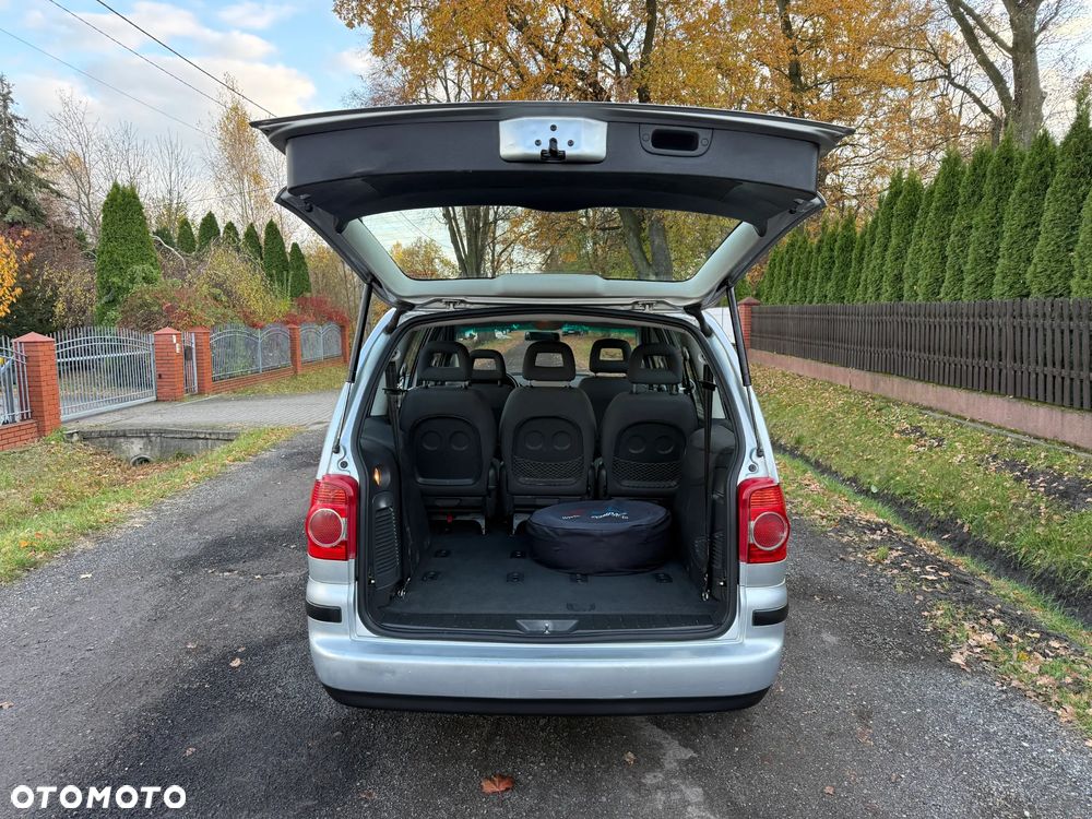 Volkswagen Sharan 2.0 Comfortline Family - 23