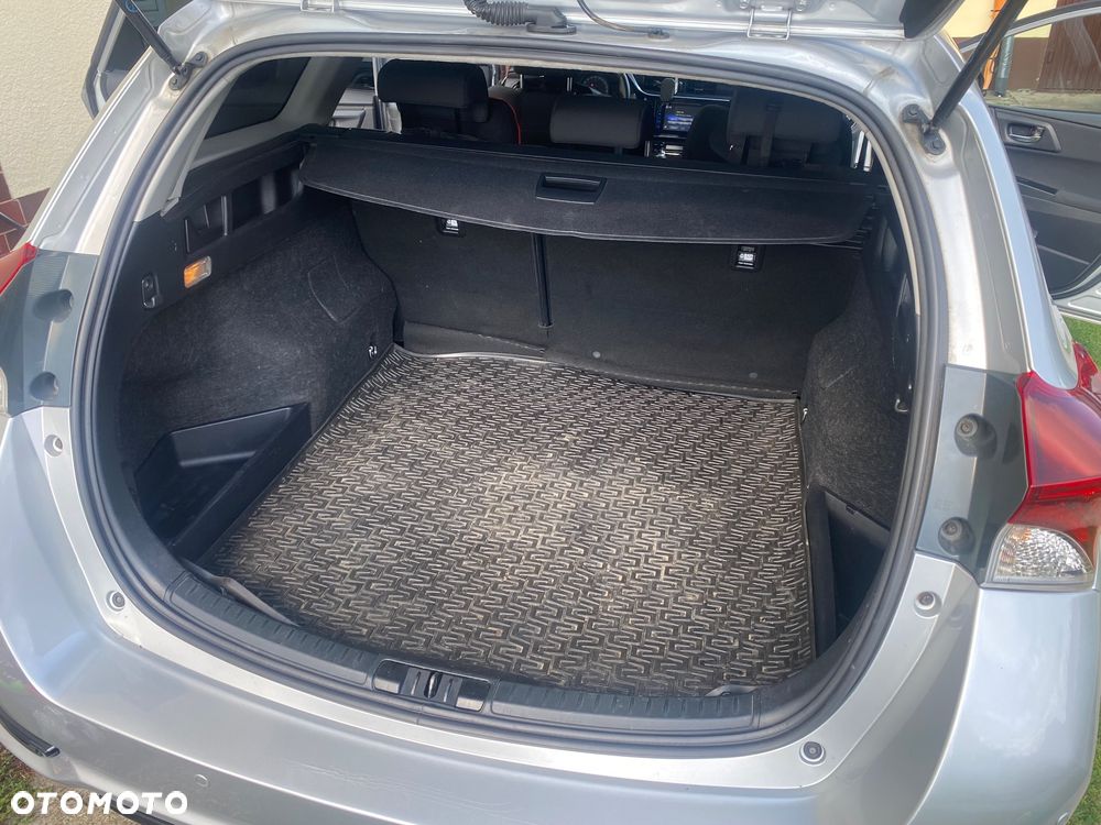 Toyota Auris 1.4 D-4D Active - 12