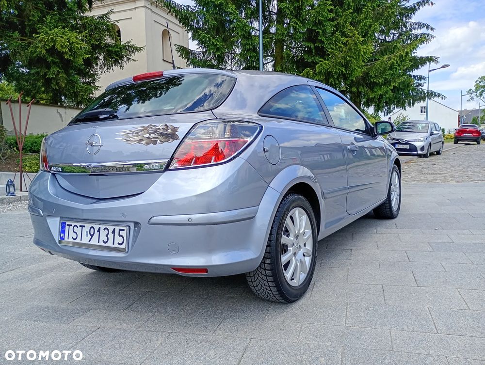Opel Astra 1.6 Enjoy - 12