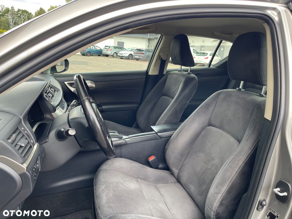 Lexus CT 200h Elegance - 10