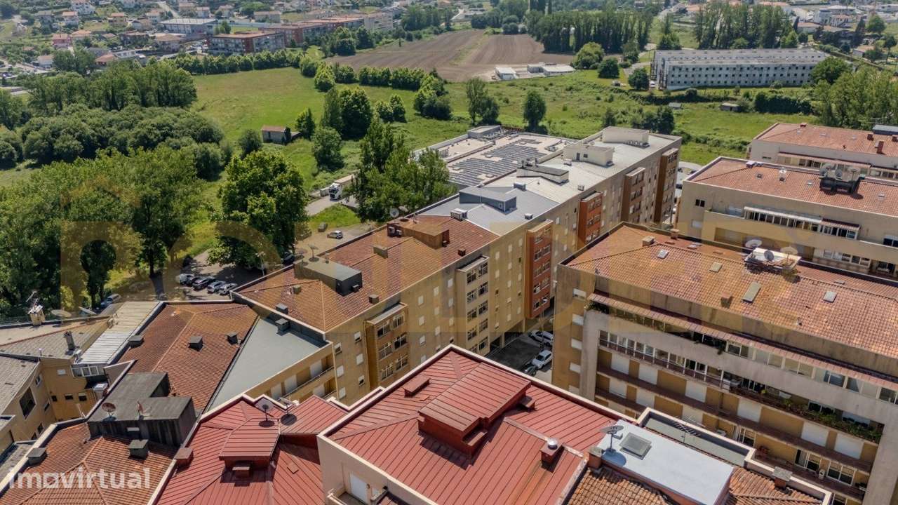 Loja em Póvoa de Lanhoso - Grande imagem: 4/7