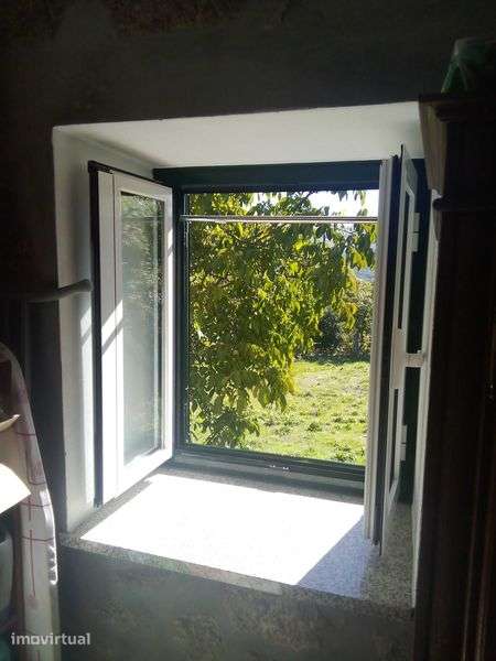 Moradia T2 restaurada em ambiente rural - Grande imagem: 5/12