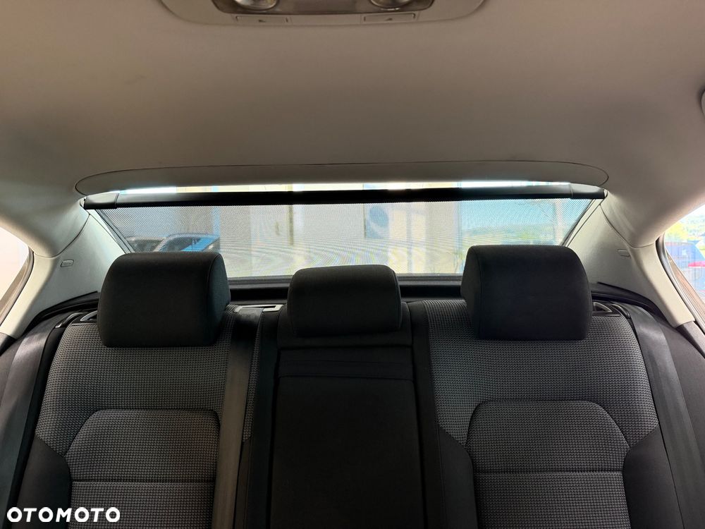 Volkswagen Passat 1.4 TSI Trendline - 27