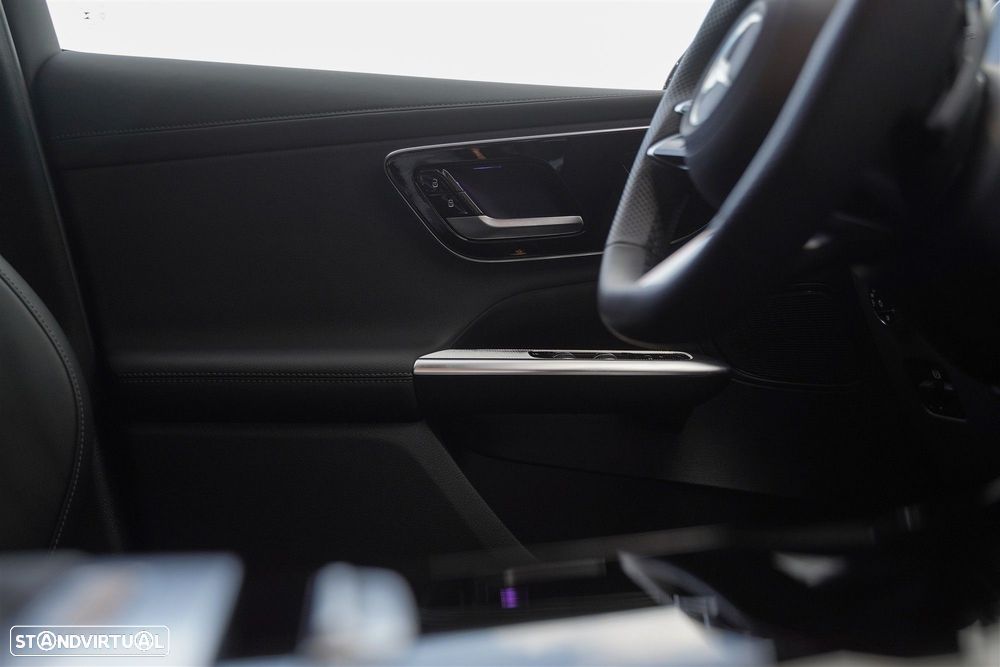 Mercedes-Benz GLC 300 de Coupe 4Matic - 39