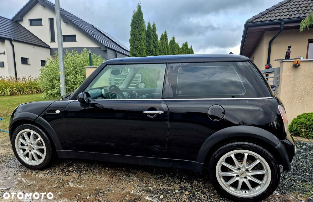 MINI ONE Standard - 8