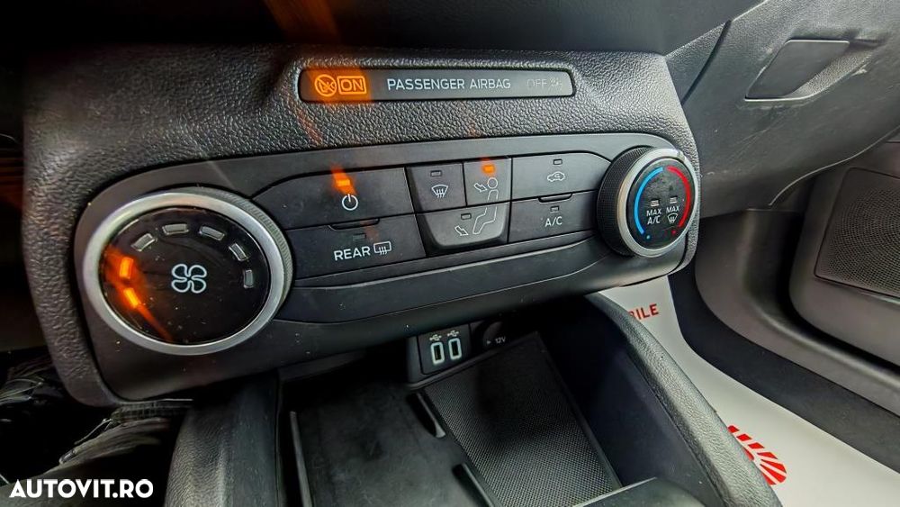 Ford Focus 1.5 EcoBlue Titanium - 15