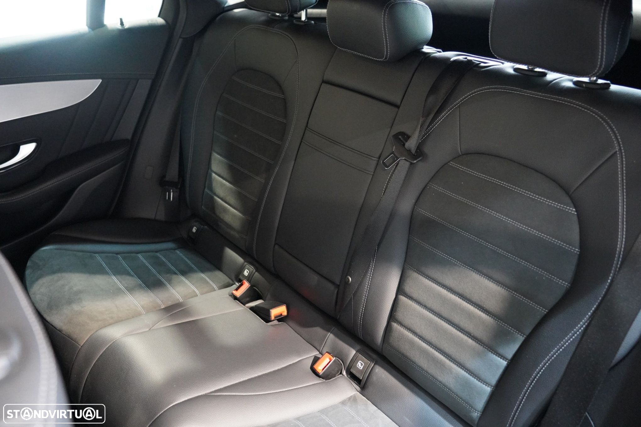 Mercedes-Benz GLC 220 - 24