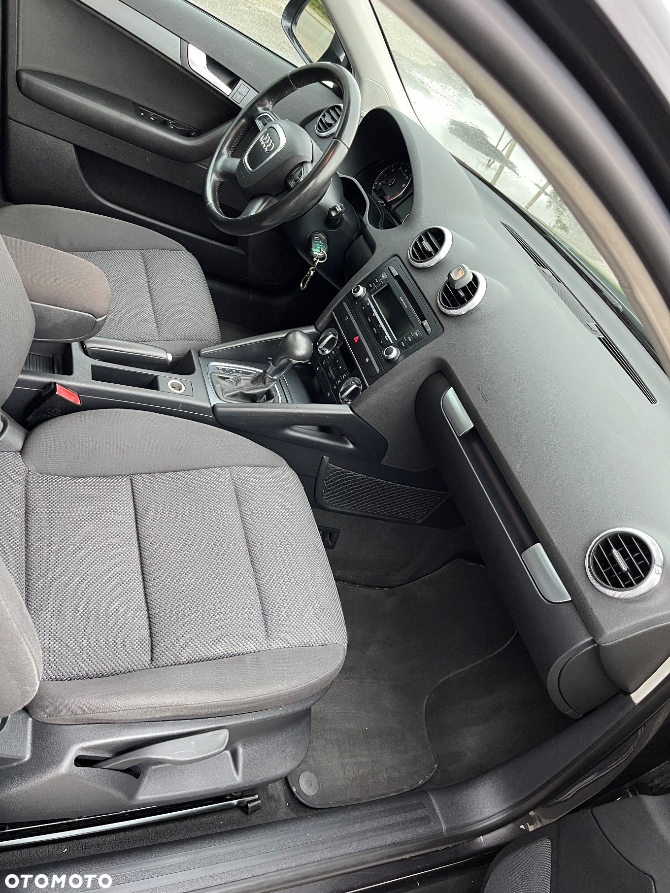 Audi A3 1.6 Sportback S tronic Attraction - 16