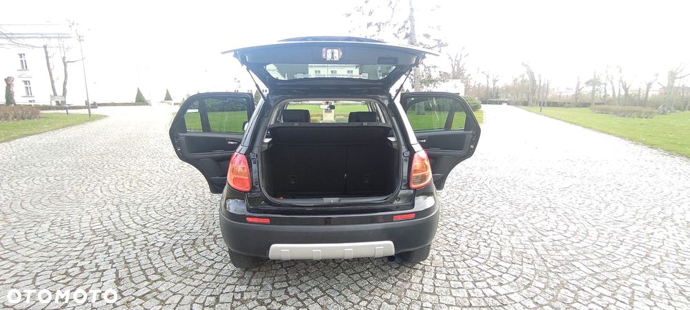 Fiat Sedici 1.9 Multijet 4x4 Dynamic - 10
