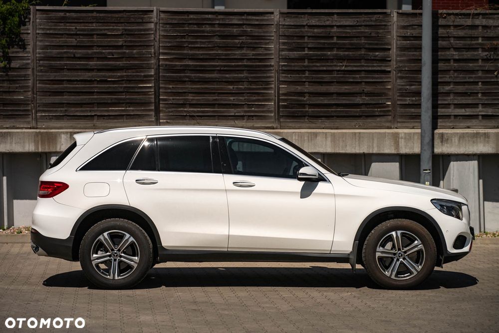 Mercedes-Benz GLC - 4
